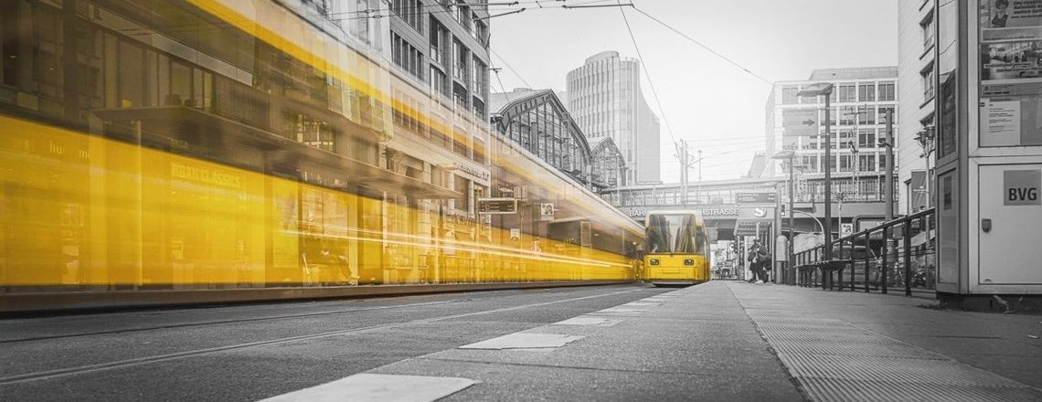 Tram_Berlin.jpeg